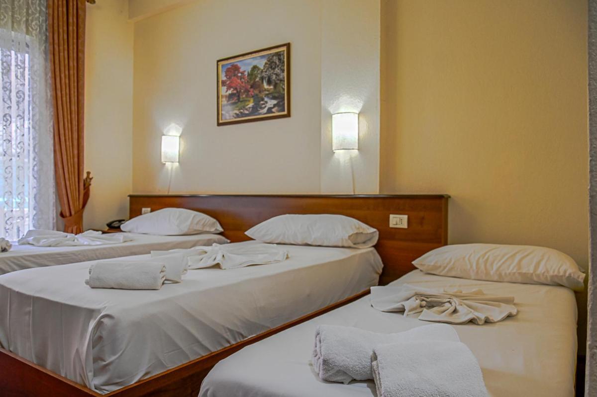 Hotel Vivas دراس المظهر الخارجي الصورة